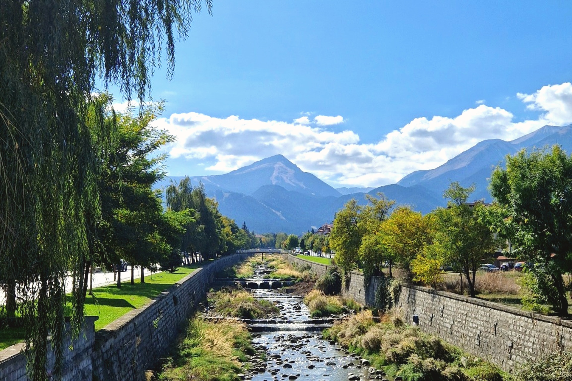 Where to Stay in Bansko (Best Areas + Local Tips for 2026)